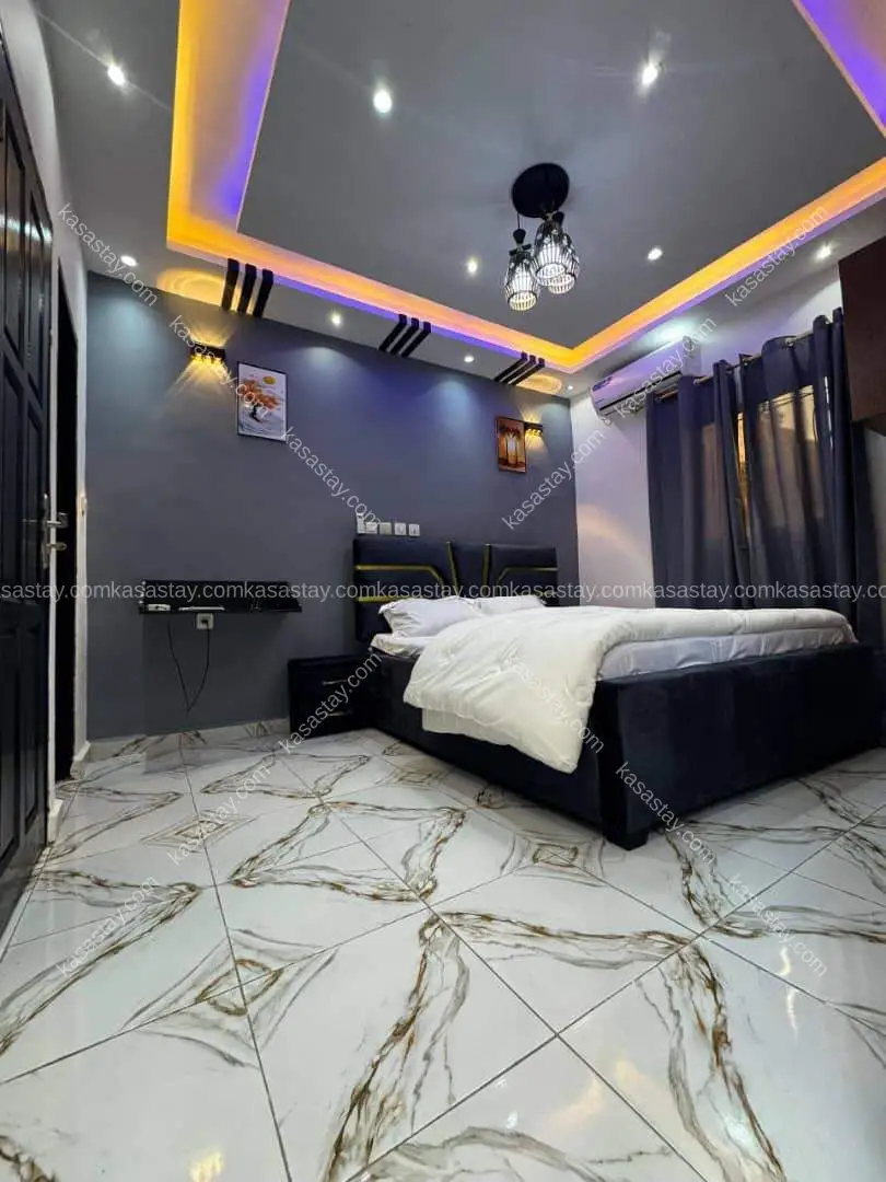 Rooms in Logpom, Douala, 1 bedroom 2