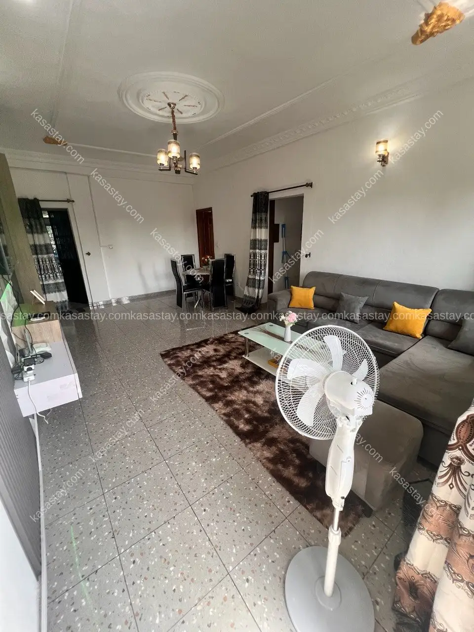Studio in Nkolmbong, Yassa, 1 bedroom 4