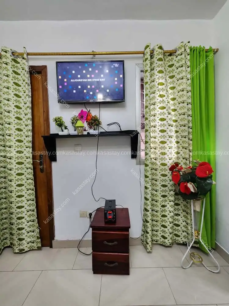 chambre meubée très chic située à Biyem-Assi, Carrefour Scalom 5