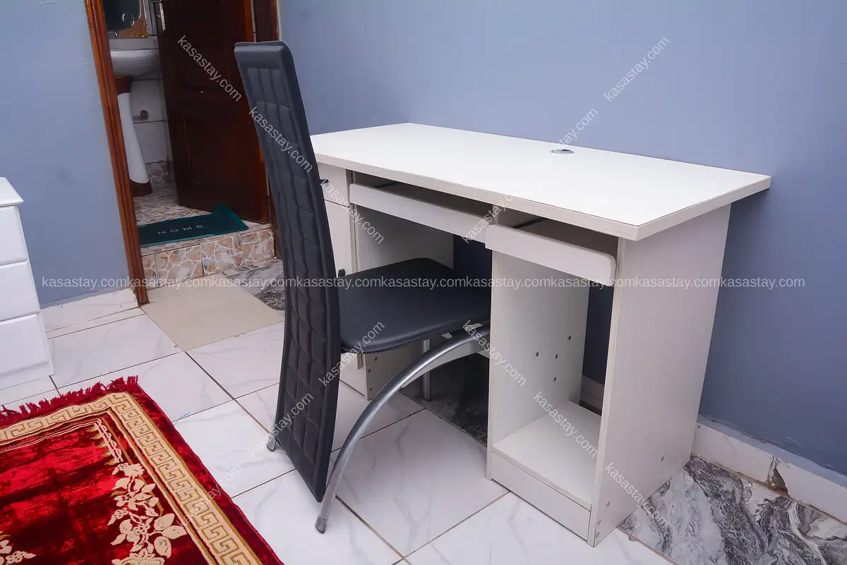 Chambre 06 by Ajieh Rest house (Lendi maison blanche) 4