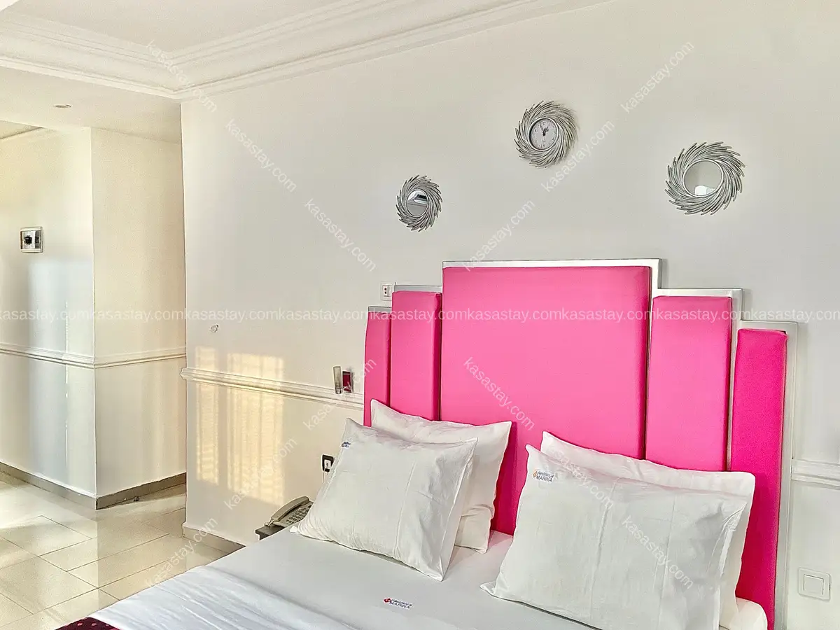 Chambre 7 by RESIDENCE LA MARINA (Bonamoussadi face opiom gold) 4