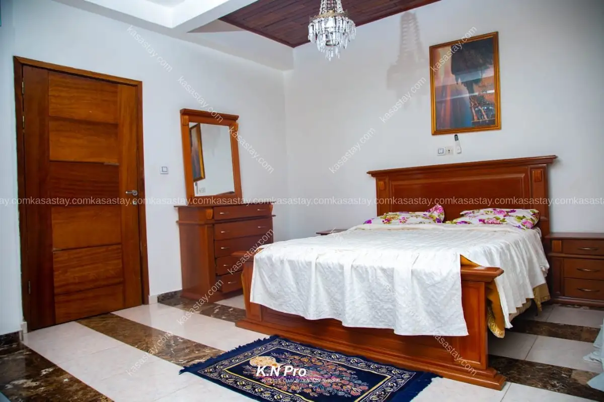 Appartement à Okui Nkomo, 4 chambres 5