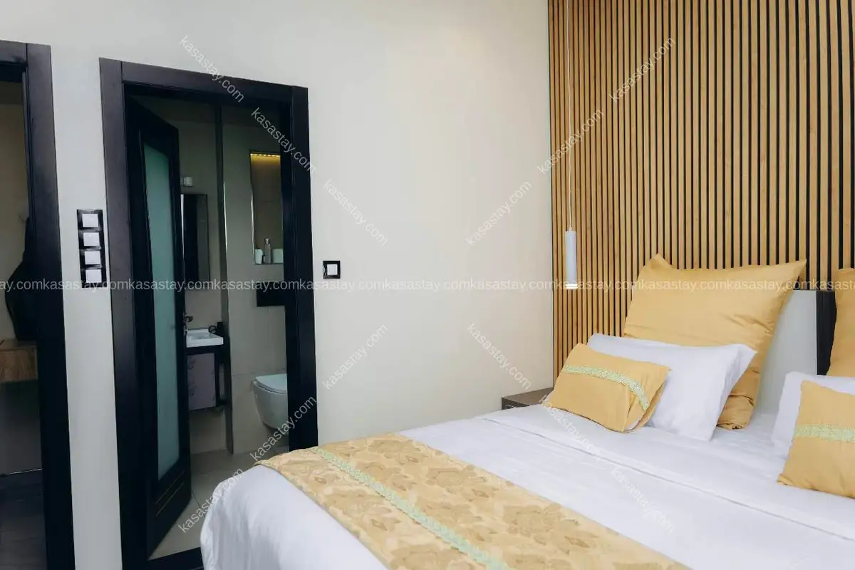 Apartment in Marché de Fougerolles Yaoundé V, 2 bedrooms 5