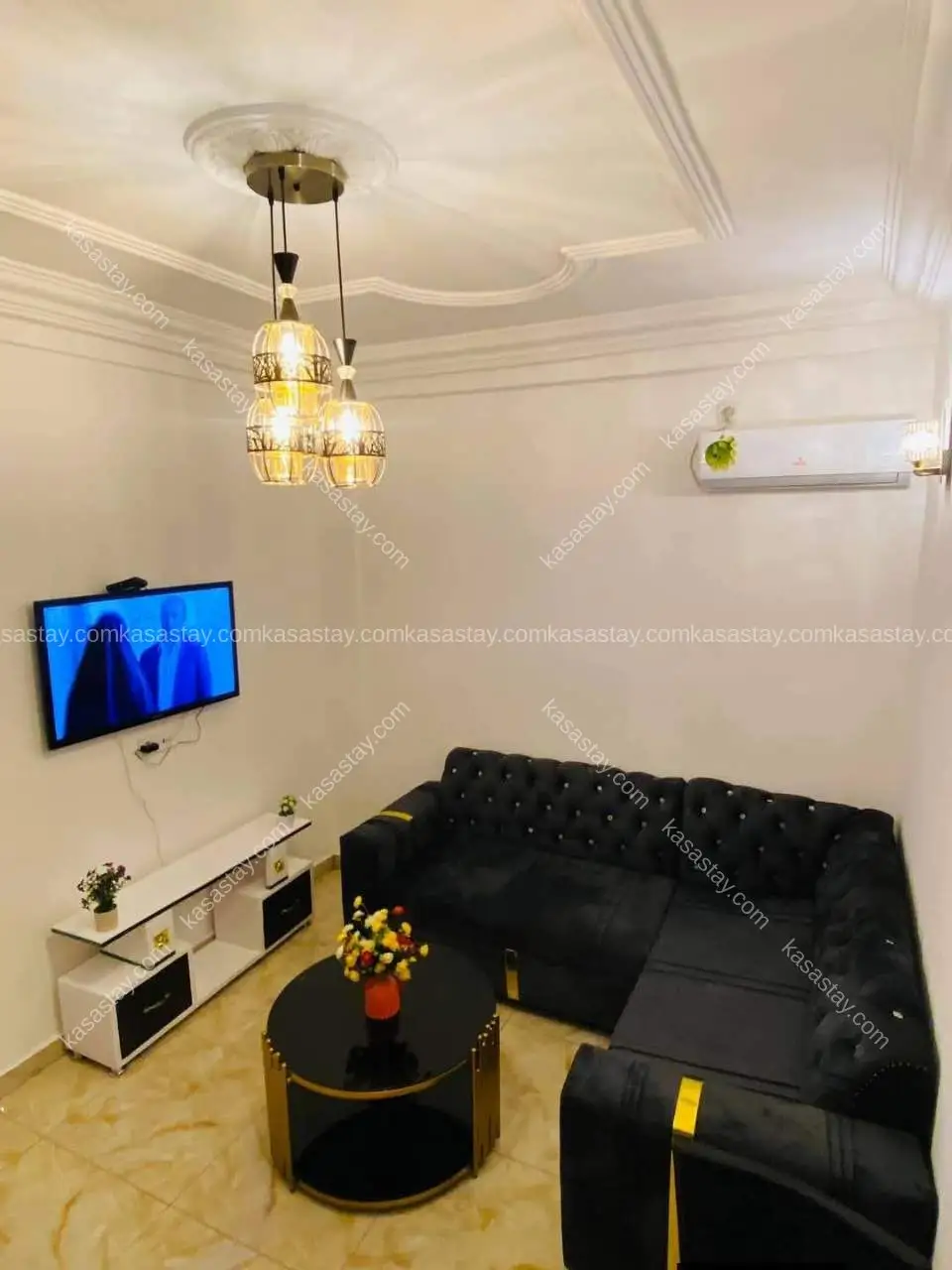 studio moderne à ndogbong carrefour citadelle 3