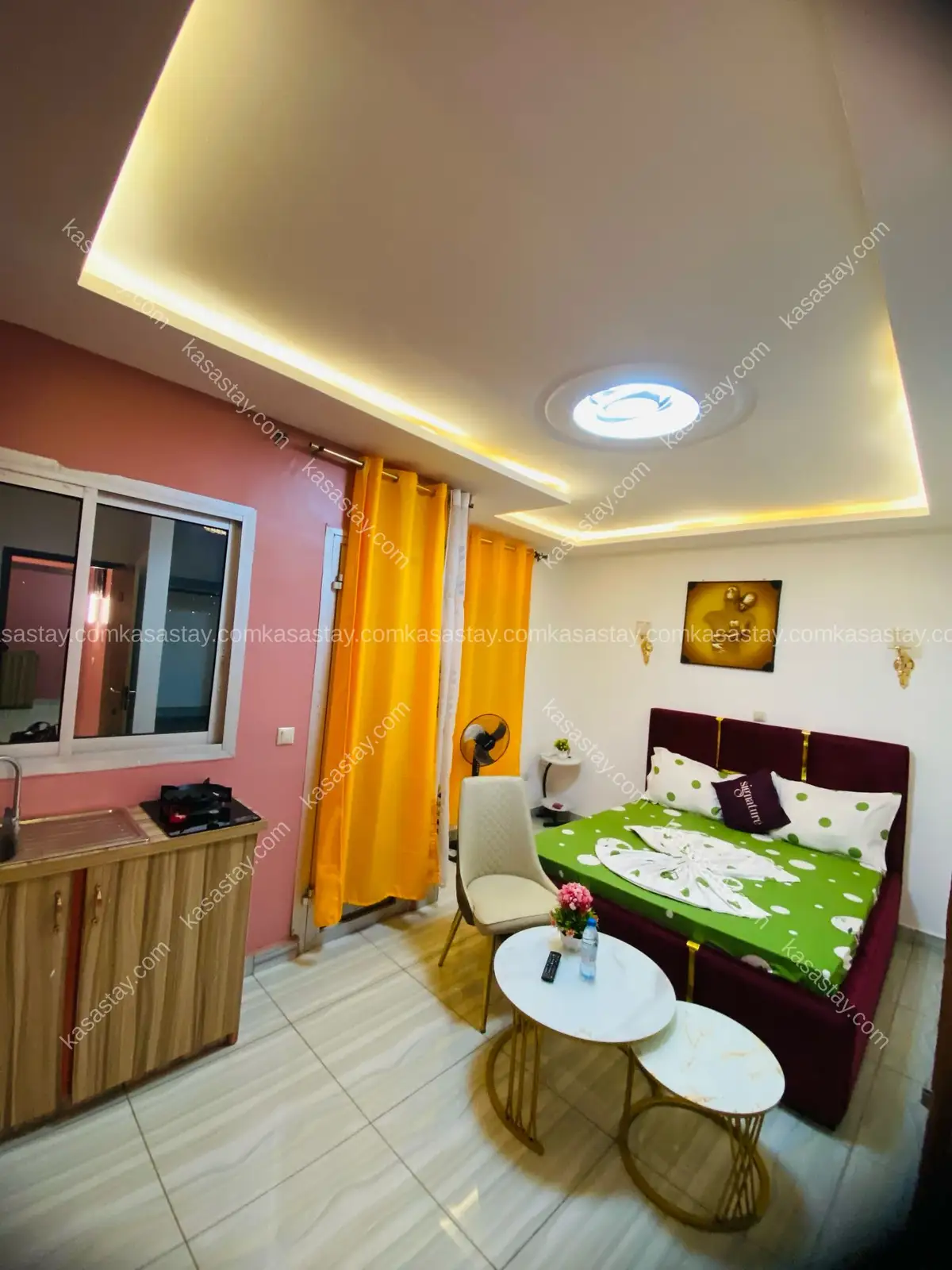 Chambre meublée par RÉSIDENCE SIGNATURE ( entrée friperie marché cas) 2