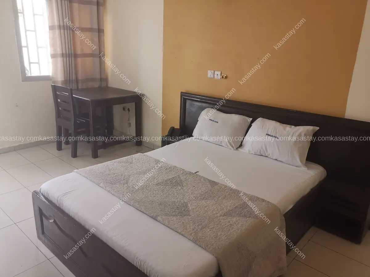 Rooms in Bonamoussadi, Douala, 1 bedroom 2