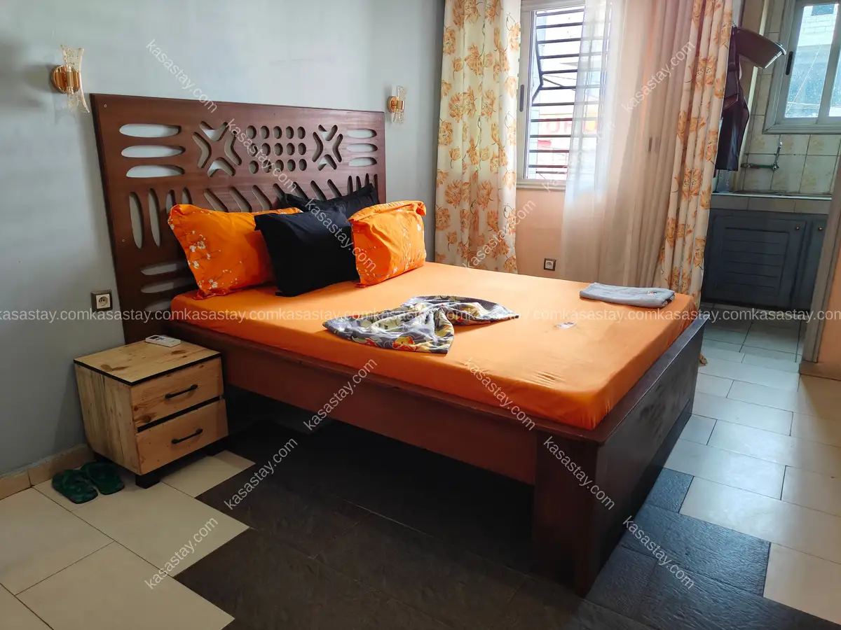 Chambre meublée entièrement équipée luxueuse à Mvogbi 0060 2