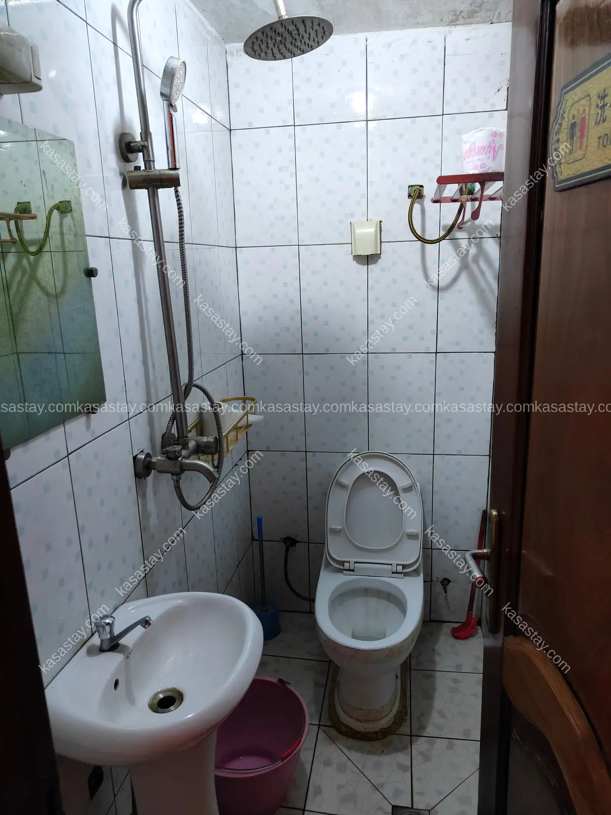 Chambre meublée 4 de la résidence Dema Biyemmasi 5