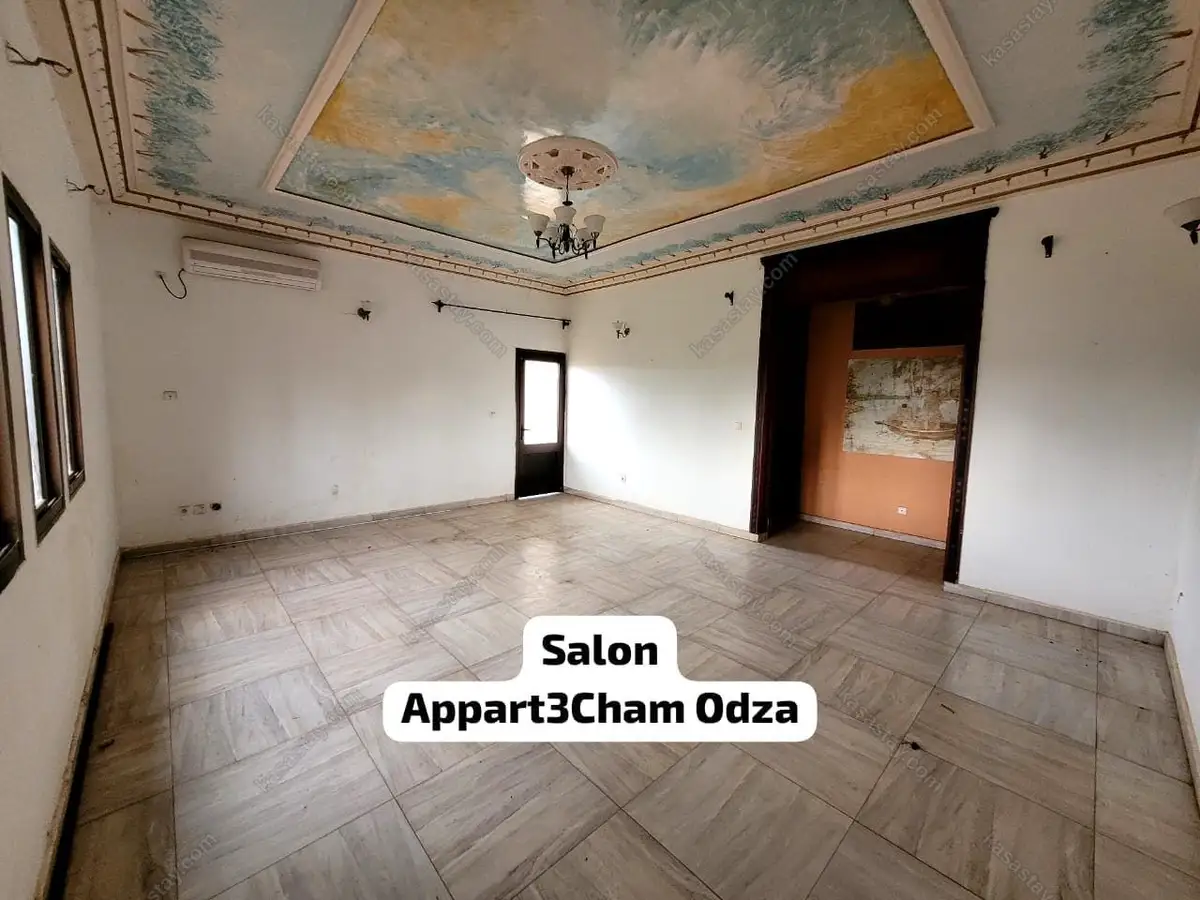Apartment in Messamendongo, 3 bedrooms 2