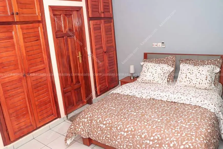 Apartment in Makepe, Douala, 2 bedrooms 5