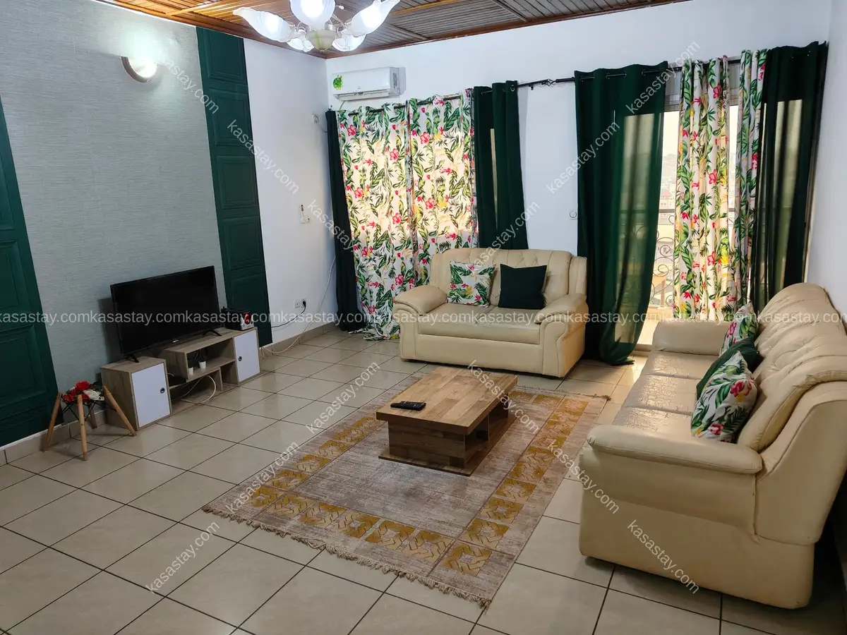 Appartement meublé 2 chambres obobogo entre ministre