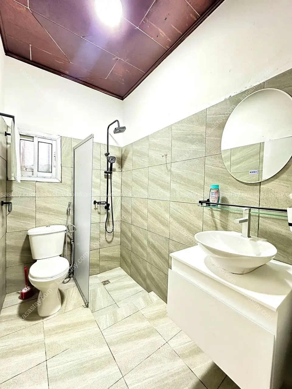 Studio in Makepe BM, Douala, 1 bedroom 4