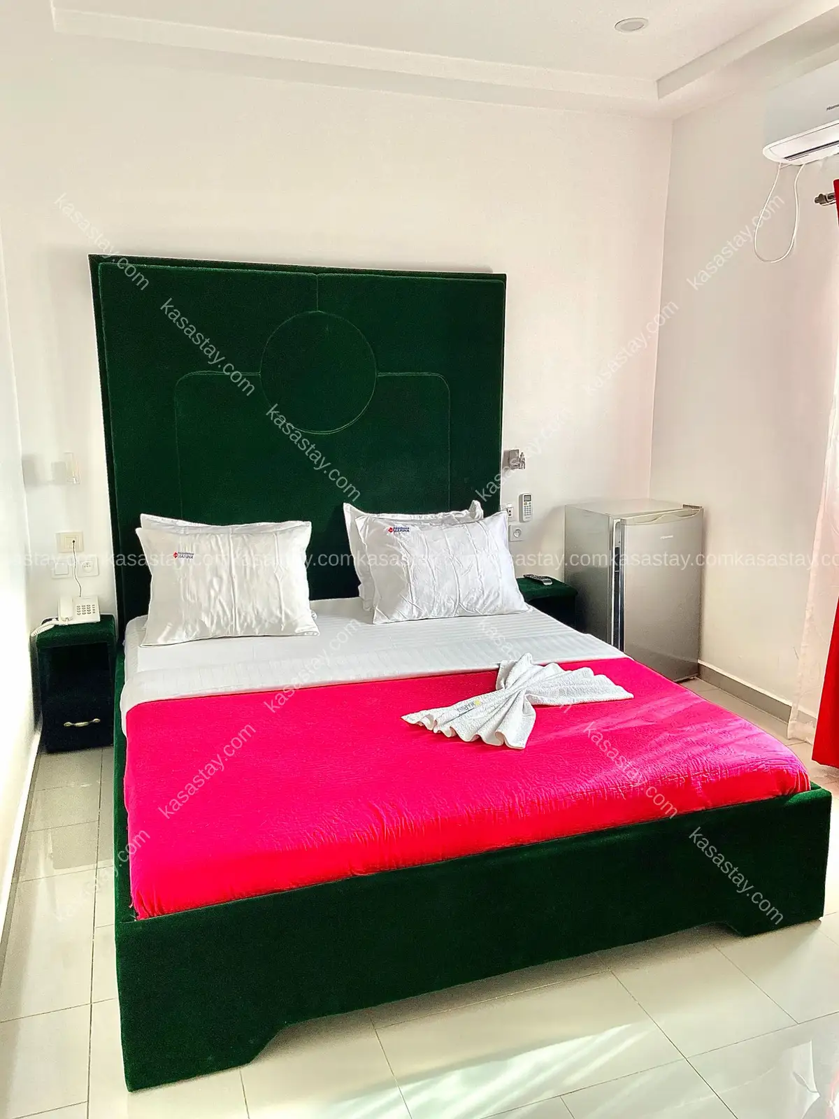 Chambre 9 par RESIDENCE LA MARINA (Bonamoussadi face opiom gold)