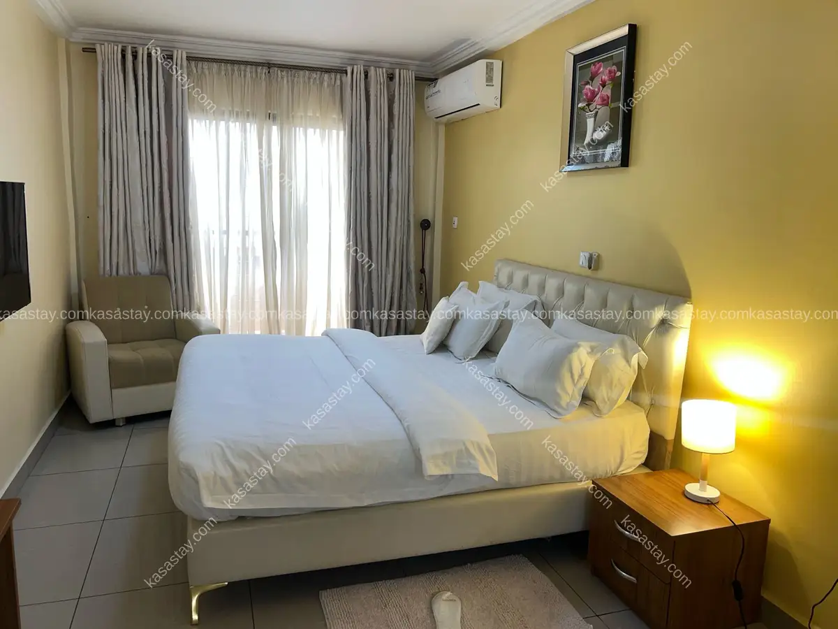 Studio meublé 3B par RÉSIDENCE LOUMIA PREMIUM( Bonapriso) 3
