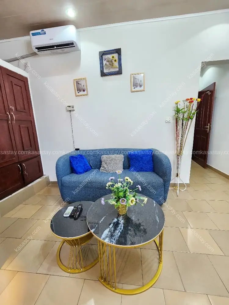 Chambre Meublé a Mvog mbi coron 5