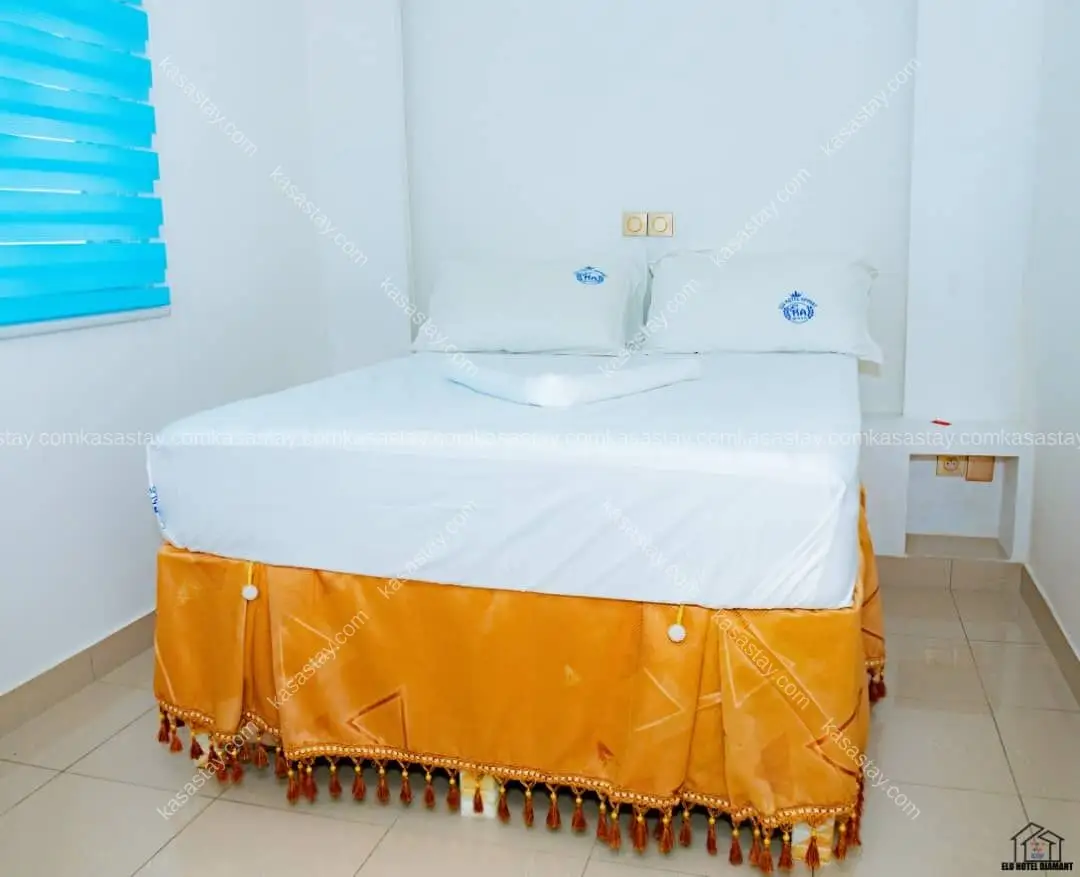 Studio meublé 306 par résidence ÉLU DIAMOND (bonamoussadi) 3