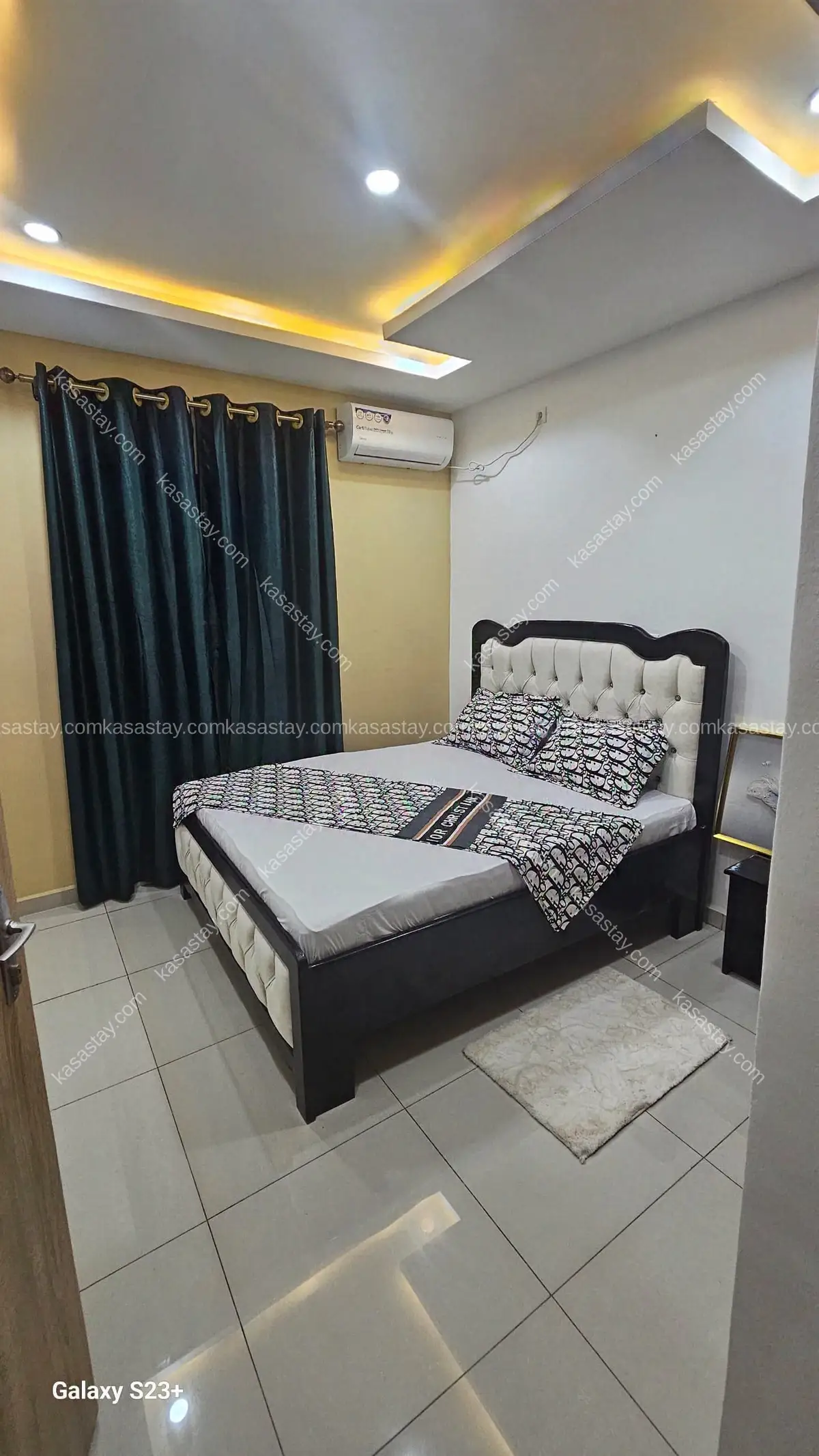 Apartment in denver bonamoussadi, 2 bedrooms 5