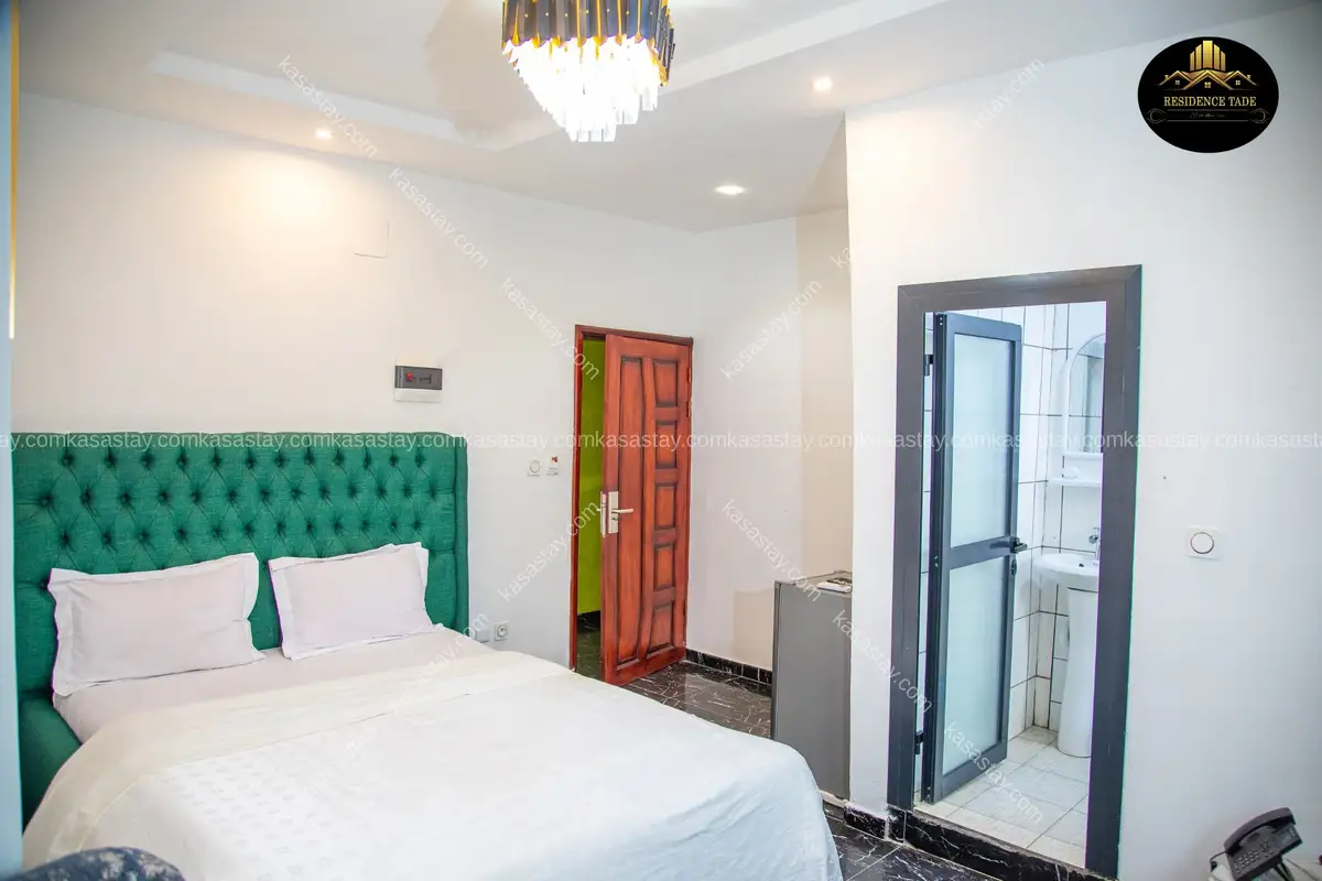 Chambre meublée Nigeria by résidence (MAKEPE CARREFOUR PATRICK MBOMA) 2