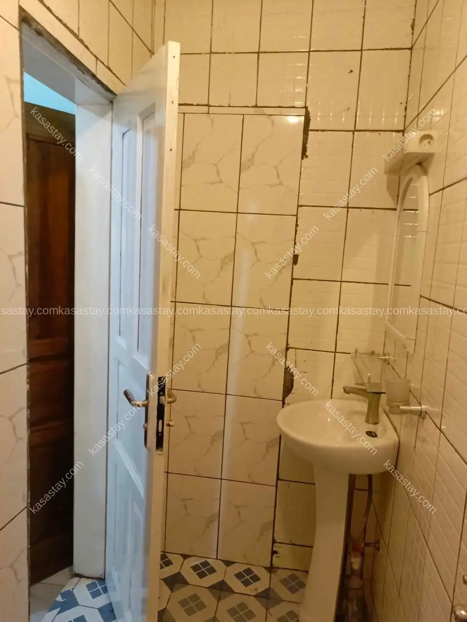 Apartment in Ndogpassi, Douala, 3 bedrooms 5