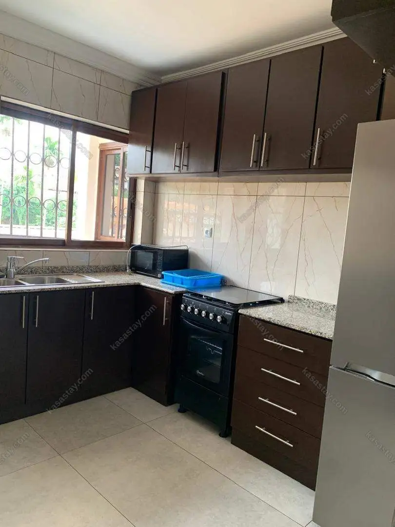 Apartment in Nkol Ewe, 3 bedrooms 3