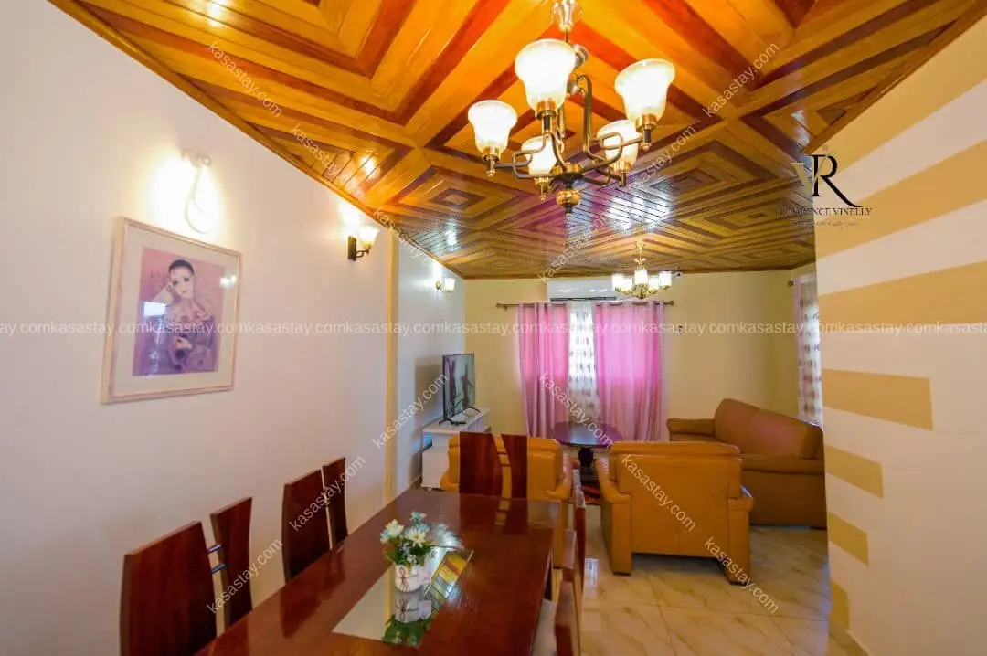 Appartement meublé 302by résidence Vinelly (total nkolbong) 5