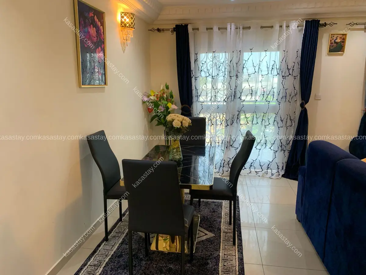 Appartement Noir et Blanc par Ngwane Residency (Citadelle de Kotto) 5