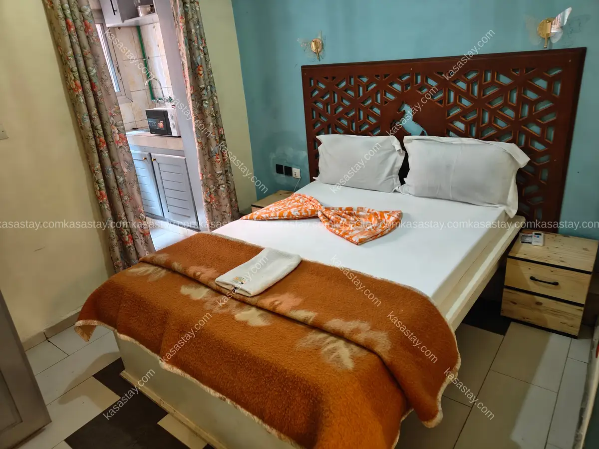 Chambre meublée entièrement équipée luxueuse a Mvogbi 0004