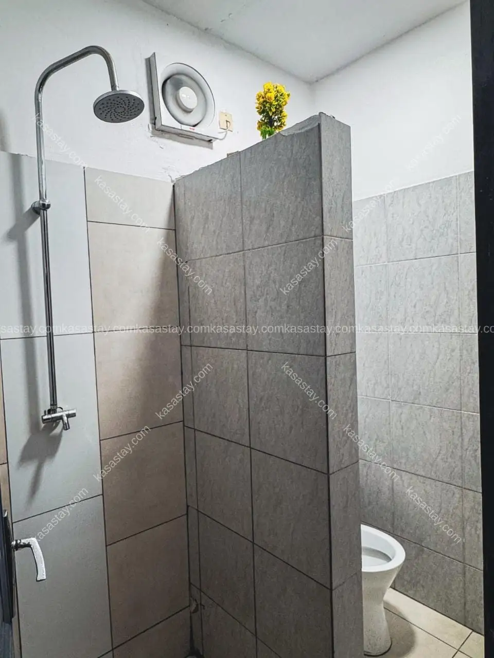 Studio in RFMM+7X, Yaoundé, 1 bedroom 5