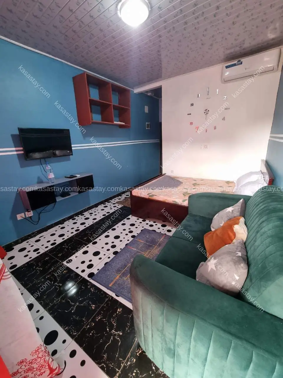 Chambre à Fougerolles, Yaoundé
