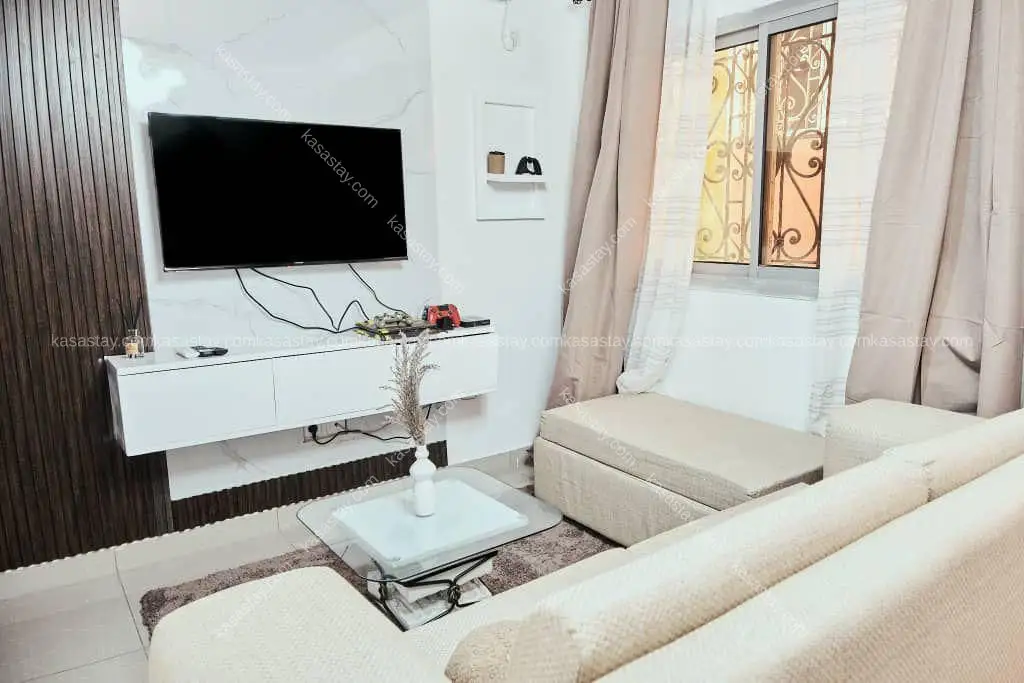 Studio ultra moderne par SKL HOME ( Bonamousadi)