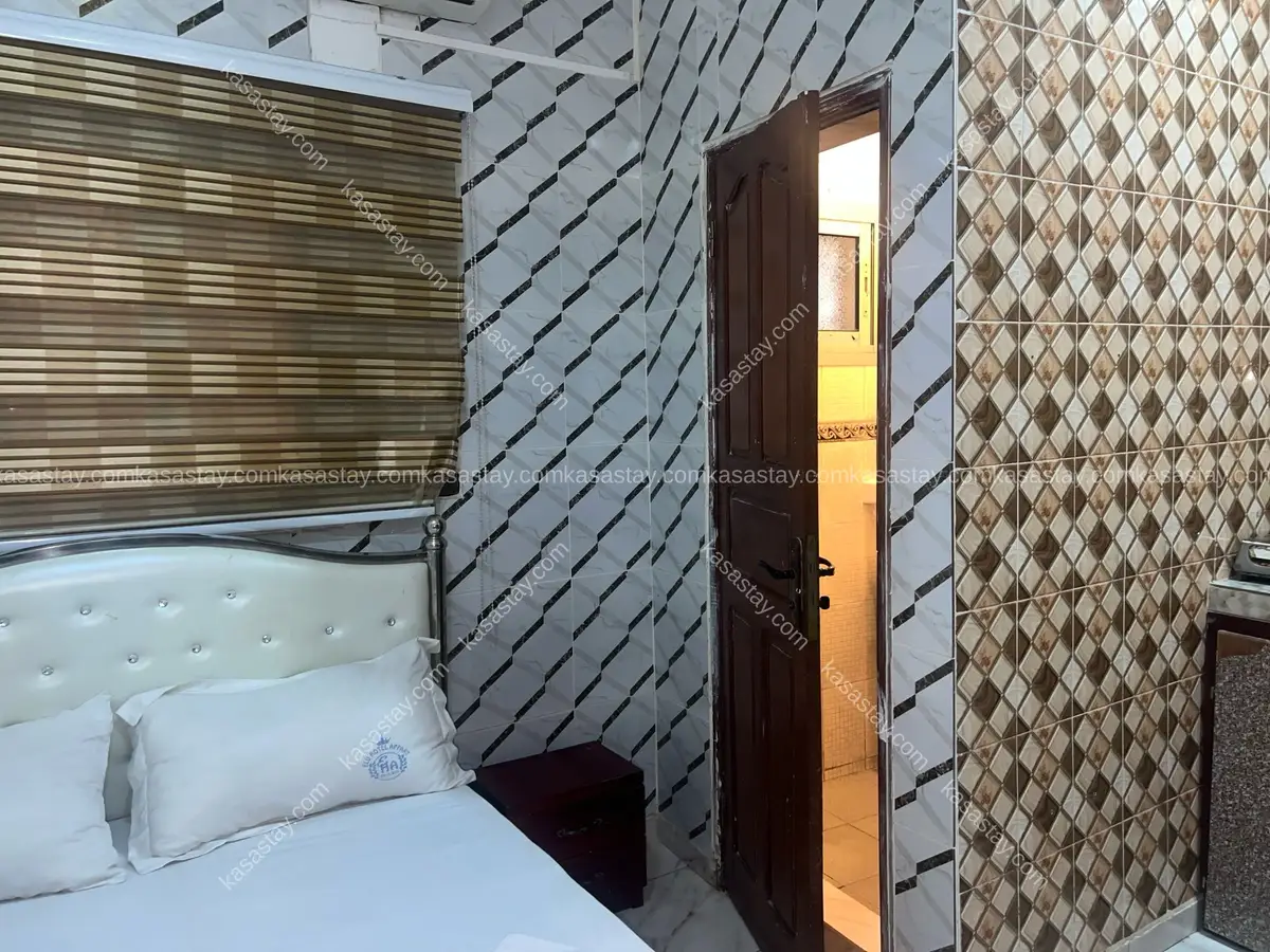 Chambre meublée 102 par ÉLU APPART (terminus bonamoussadi) 2