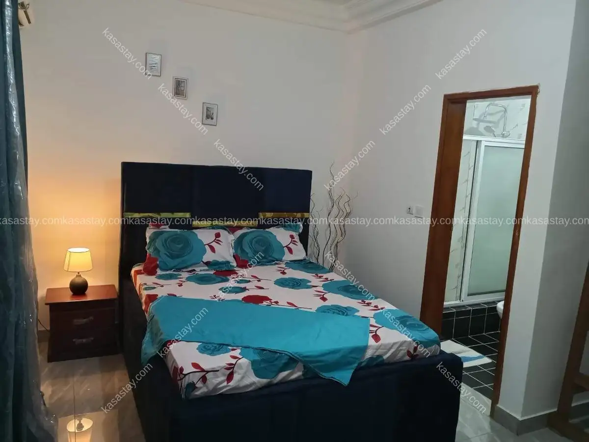Chambre à kotto, Douala, 1 chambre