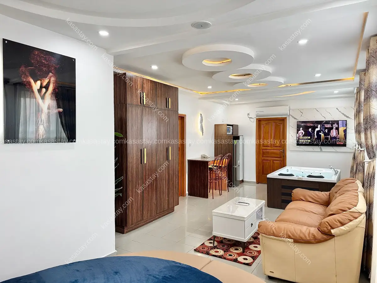 Suite premium avec jacuzzi by RESIDENCE LA MARINA (Bonamoussadi face opiom gold) 3