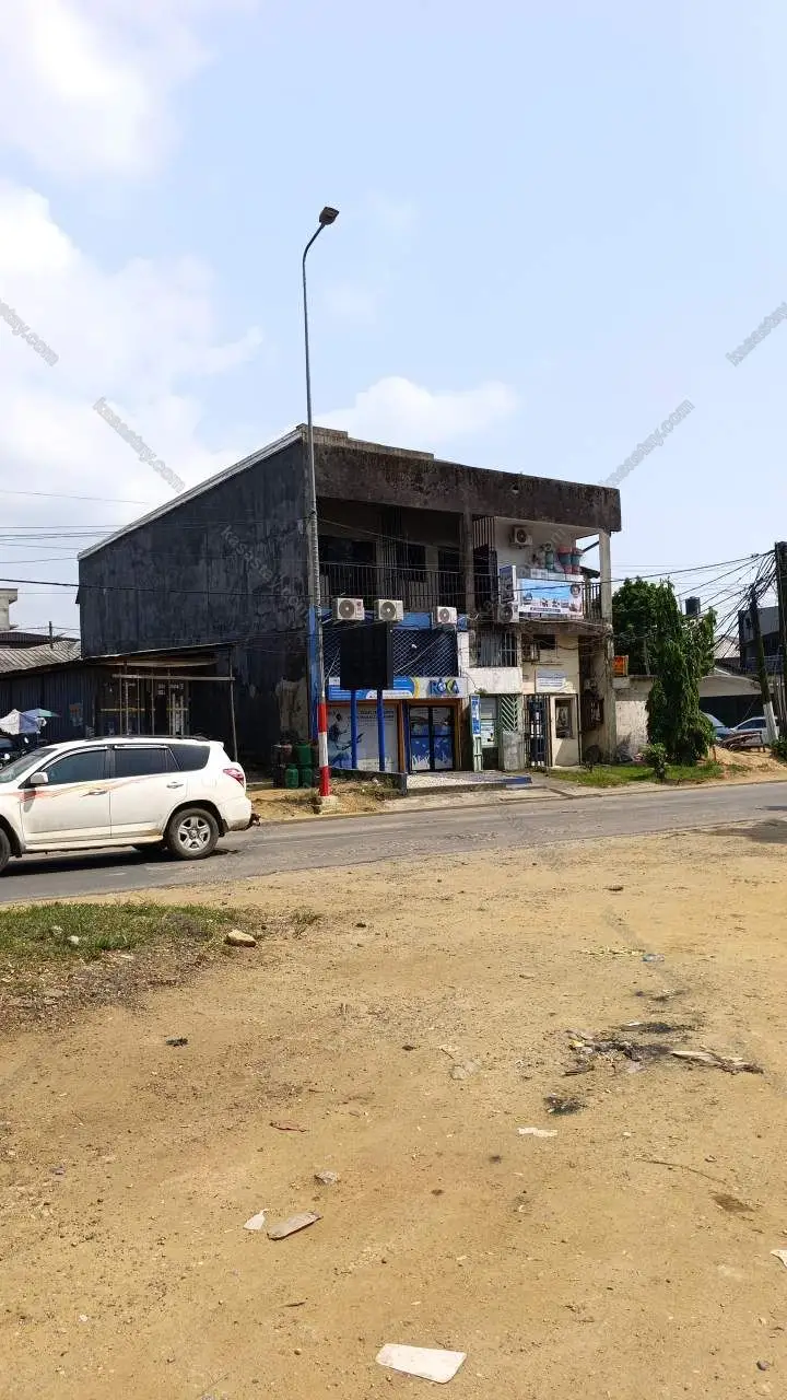 Shop in Bonamoussadi, Douala 5
