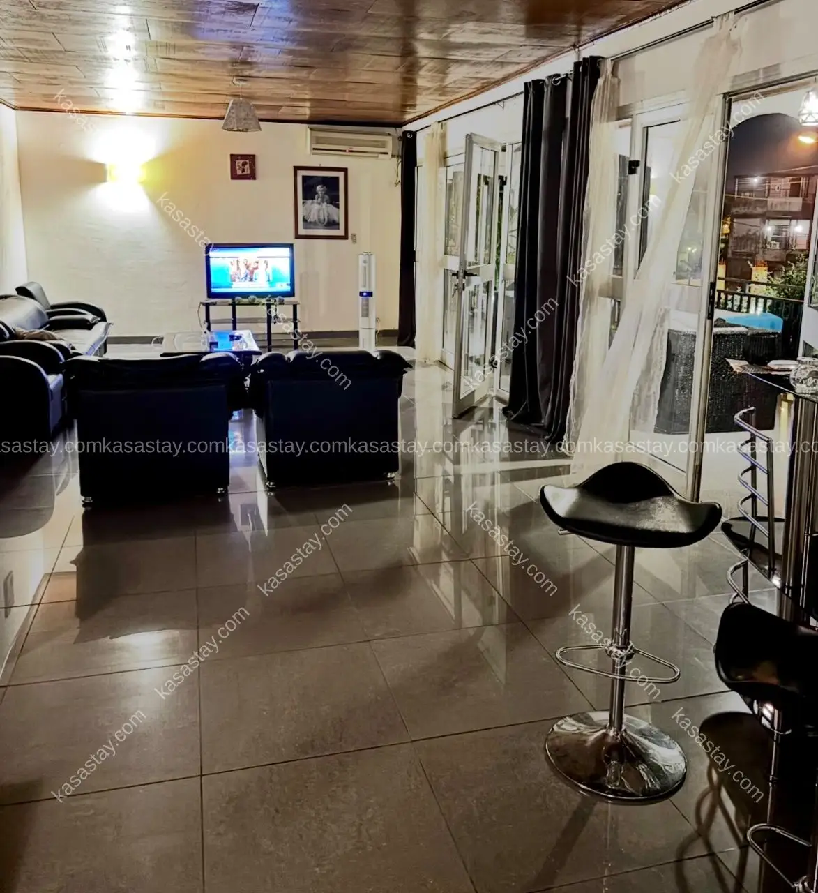 Appartement à Odza, 3 chambres 4