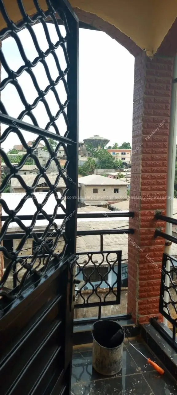 Appartements non meublés par résidence CAVIAR logbessou 5