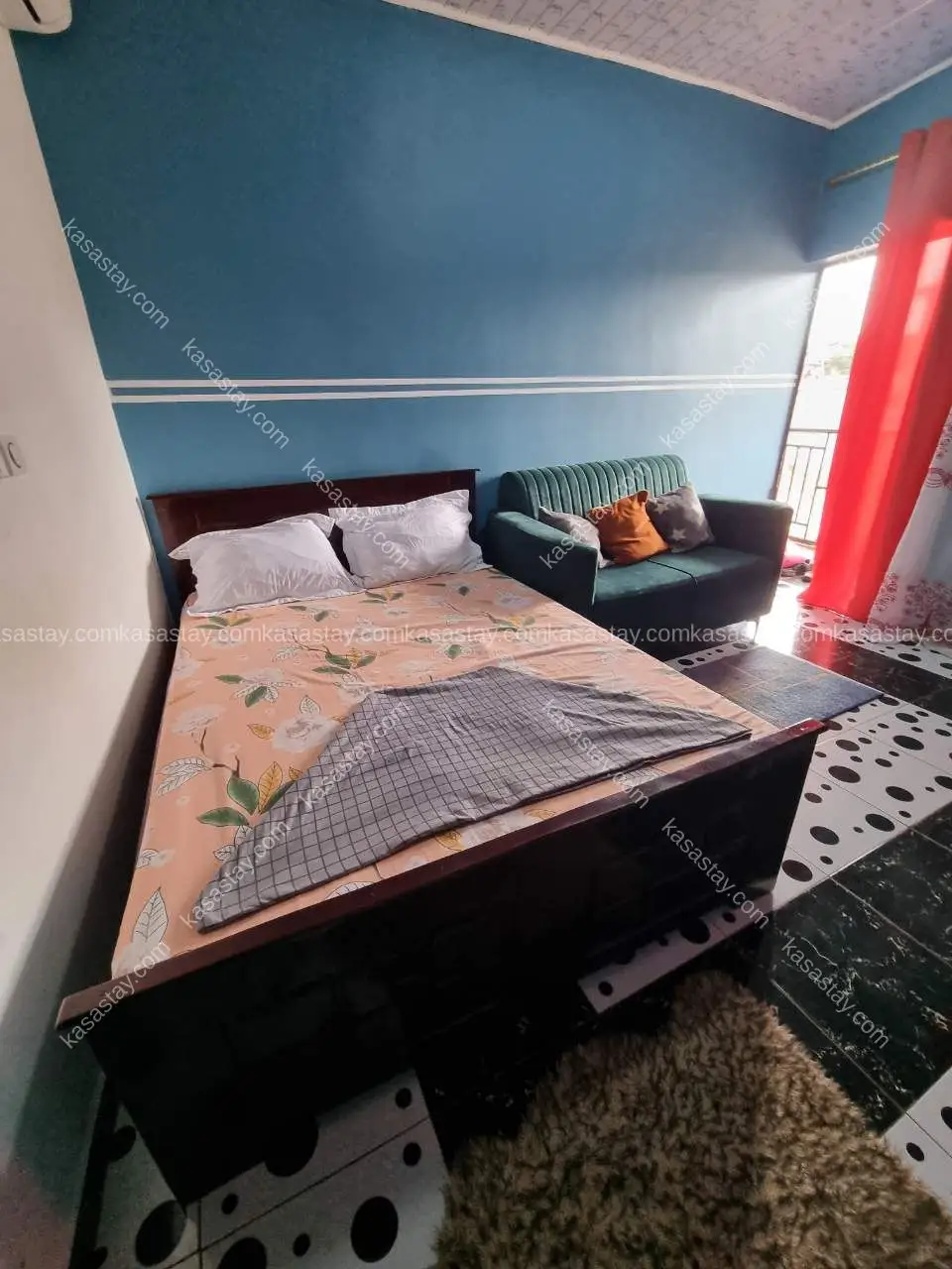Chambre à Fougerolles, Yaoundé 2