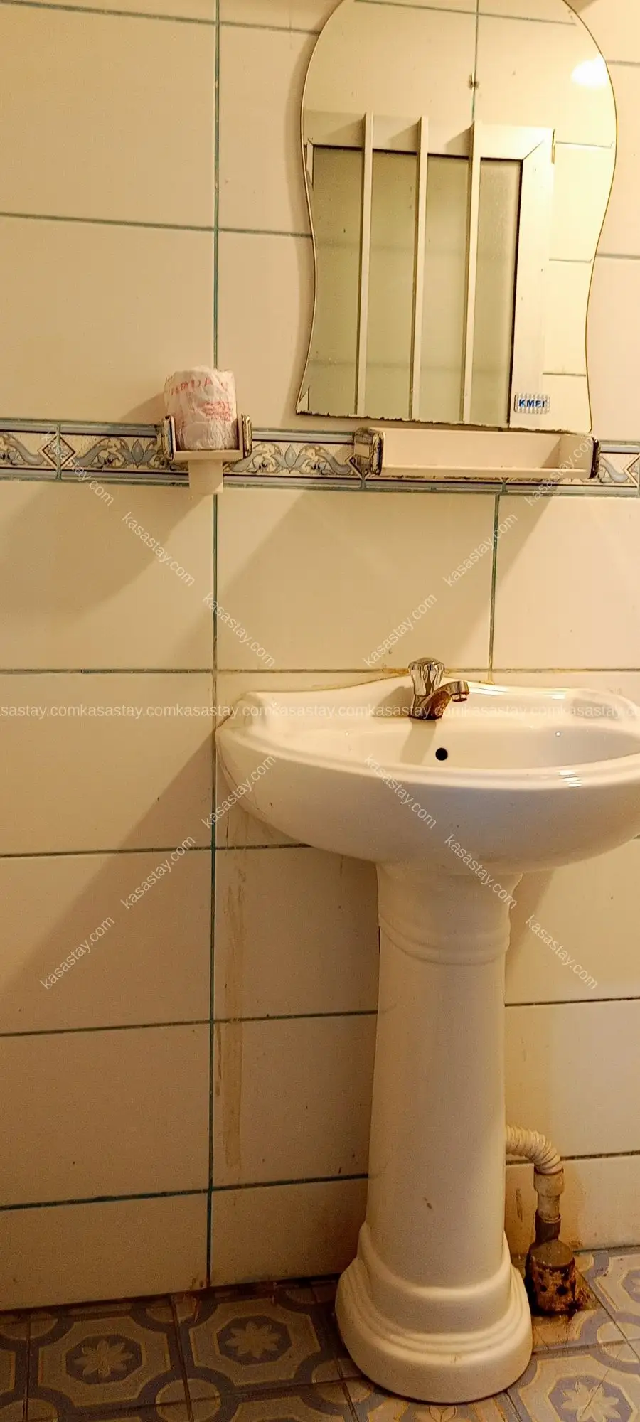 chambre meublée 202 par résidence Alexandra (bonamoussadi carrefour maçon) 5