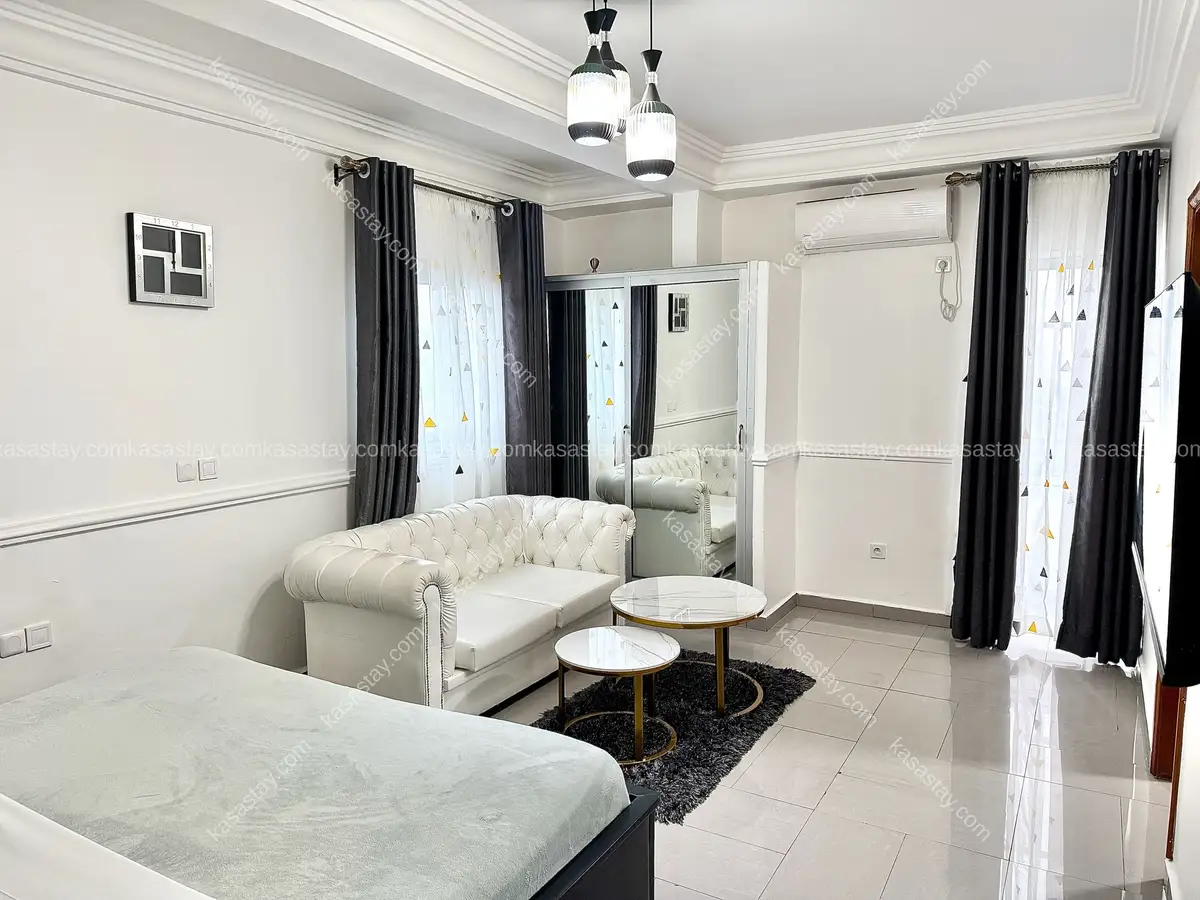 Chambre 3 by RESIDENCE LA MARINA (Bonamoussadi face opiom gold) 3