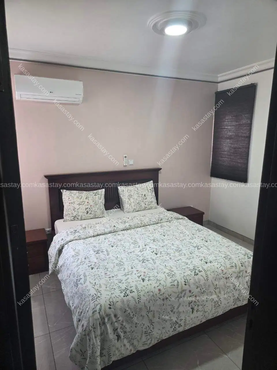 Appartement à Public School De Nkolndongo, 3 chambres 5