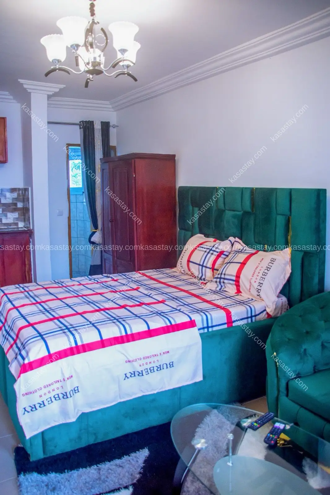 Chambre meublée by happy guest house ( Bocom Makepe )