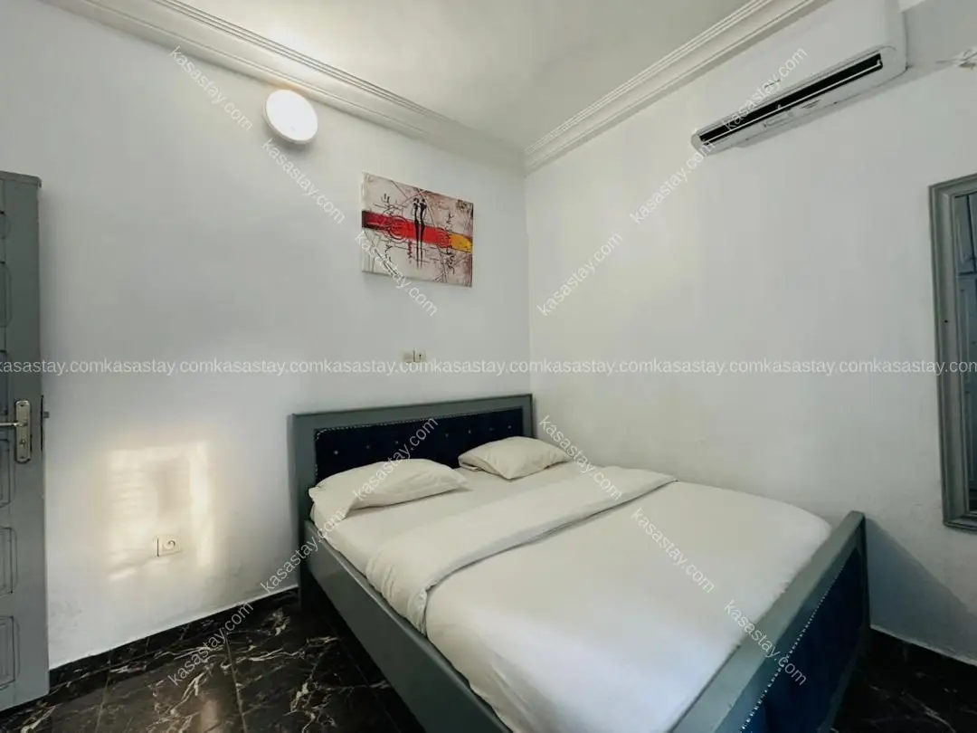 Studio ROYAL 1 by CP 5 - (Cité des palmiers) 3