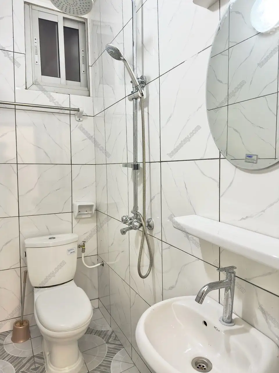 Studio in Logpom, Douala, 1 bedroom 4