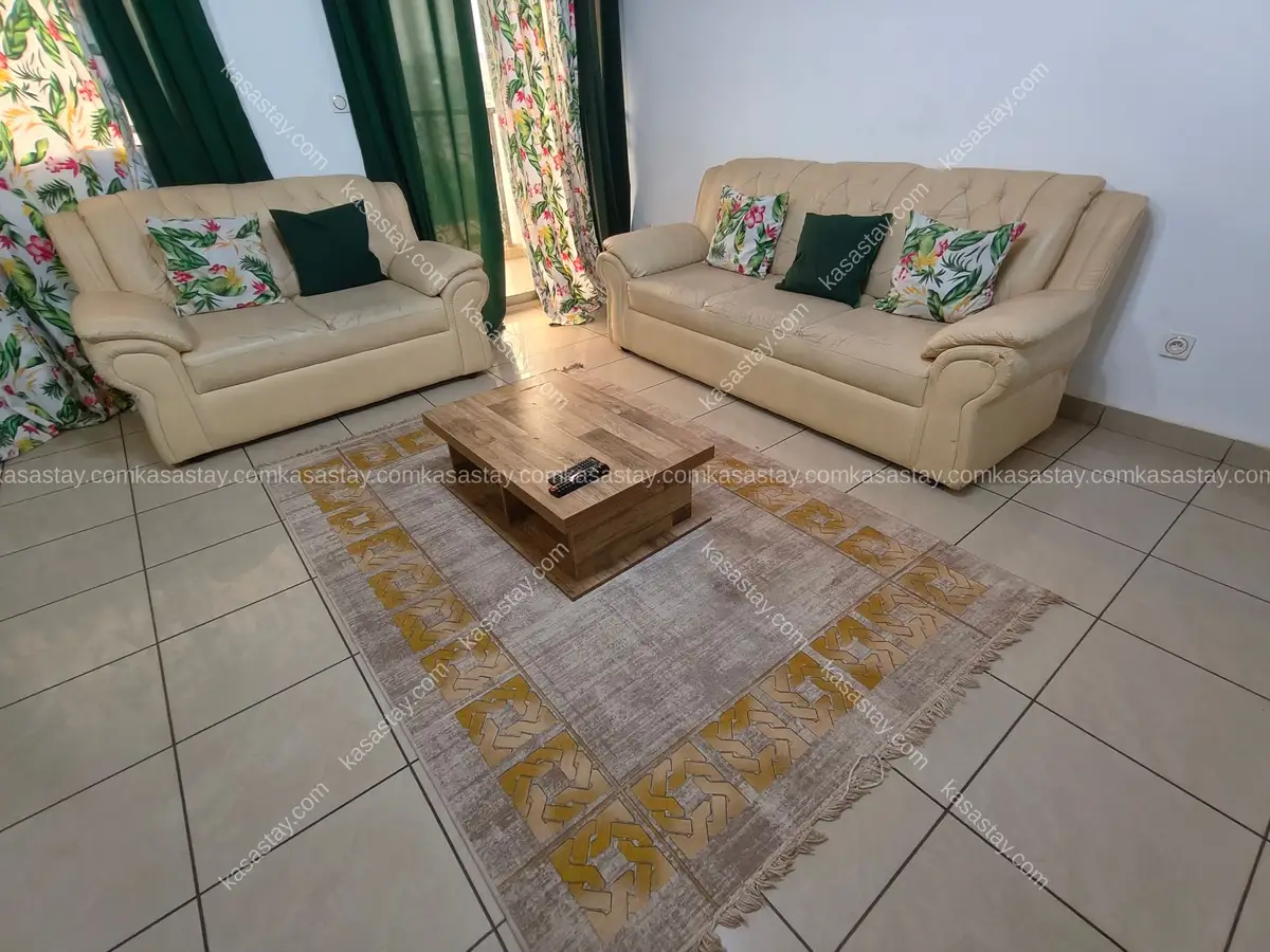 Appartement meublé 2 chambres obobogo entre ministre 5
