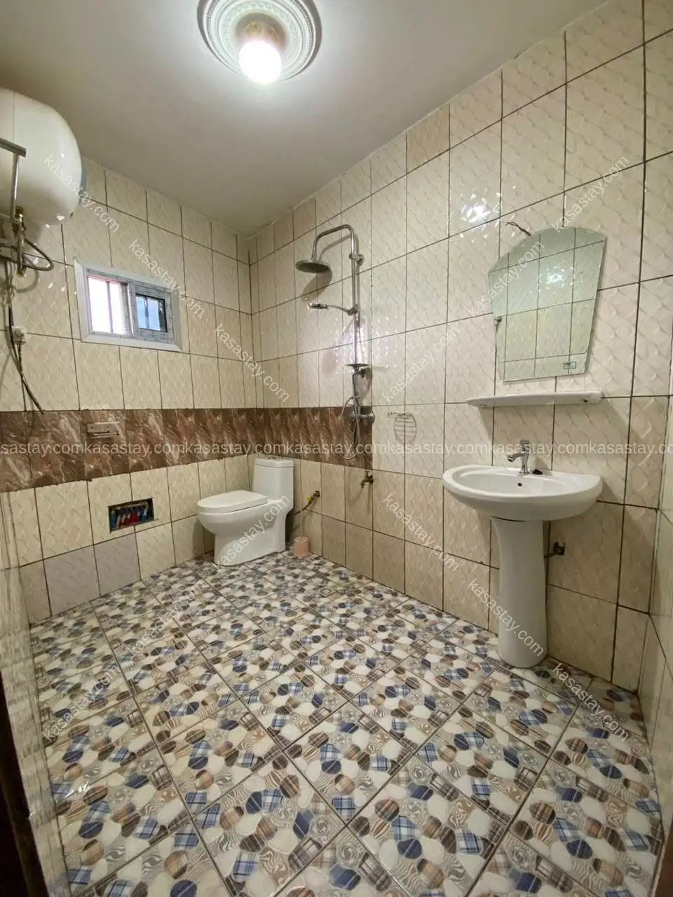 Appartement à Petit marché odza, 2 chambres 4