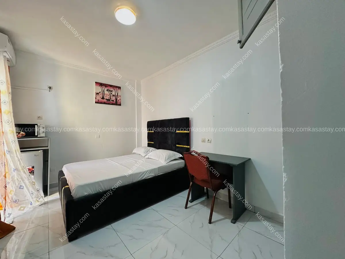 Chambre SENIOR par LR - Kotto Immeuble 2