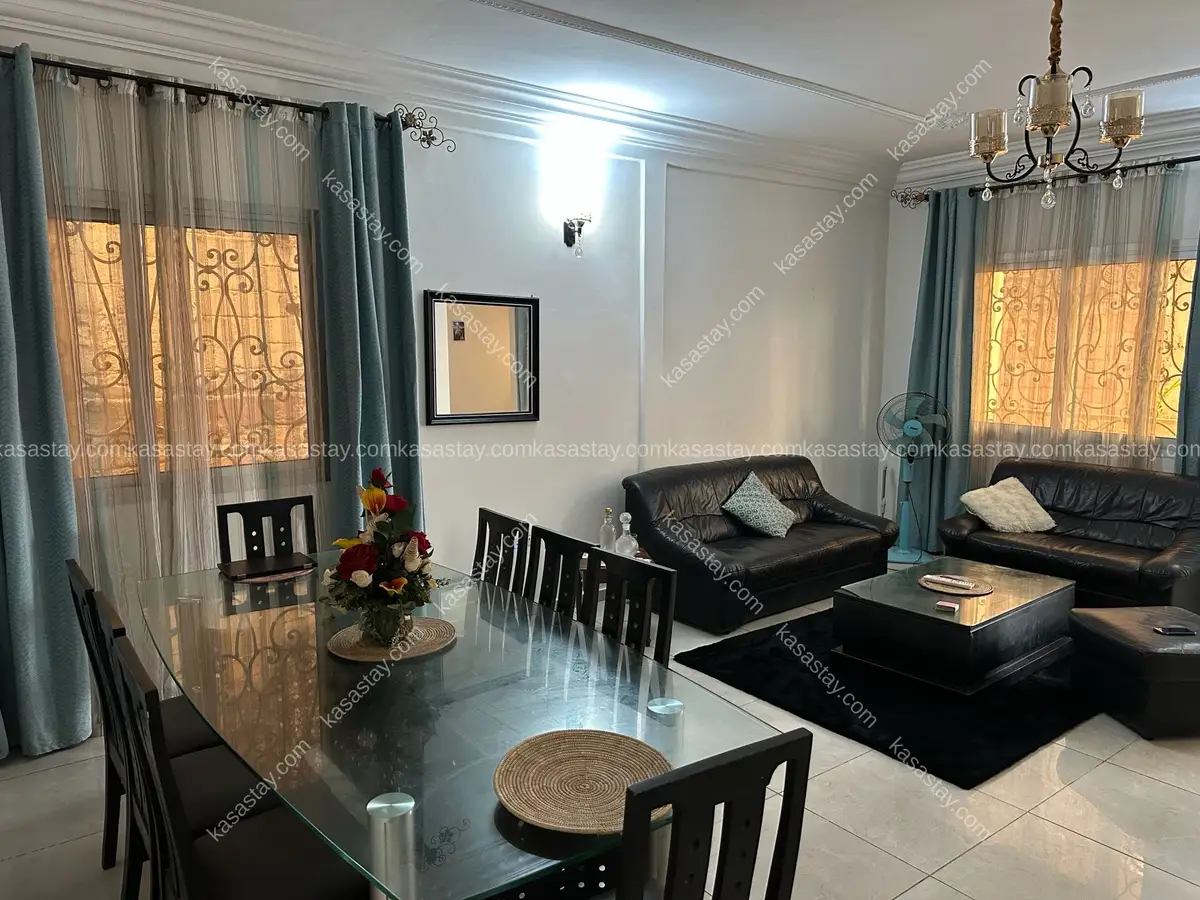 Apartment in Awae Escalier, Yaoundé, 3 bedrooms 2