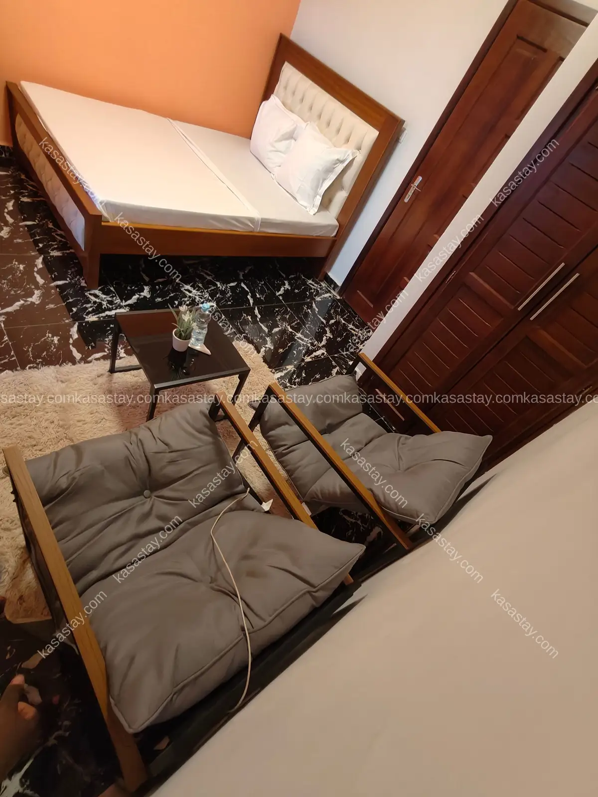 Chambre meublée a Odza 25000 2