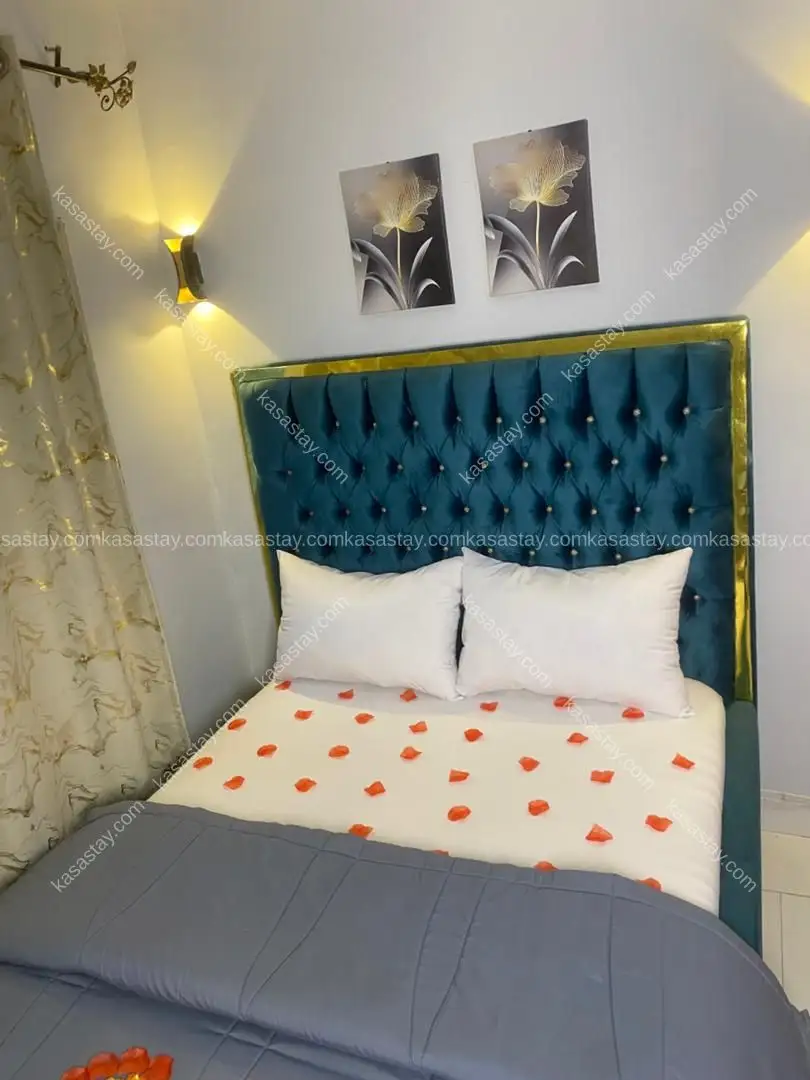 Chambre meublée Ultra luxueux au niveau du commissariat odza 3