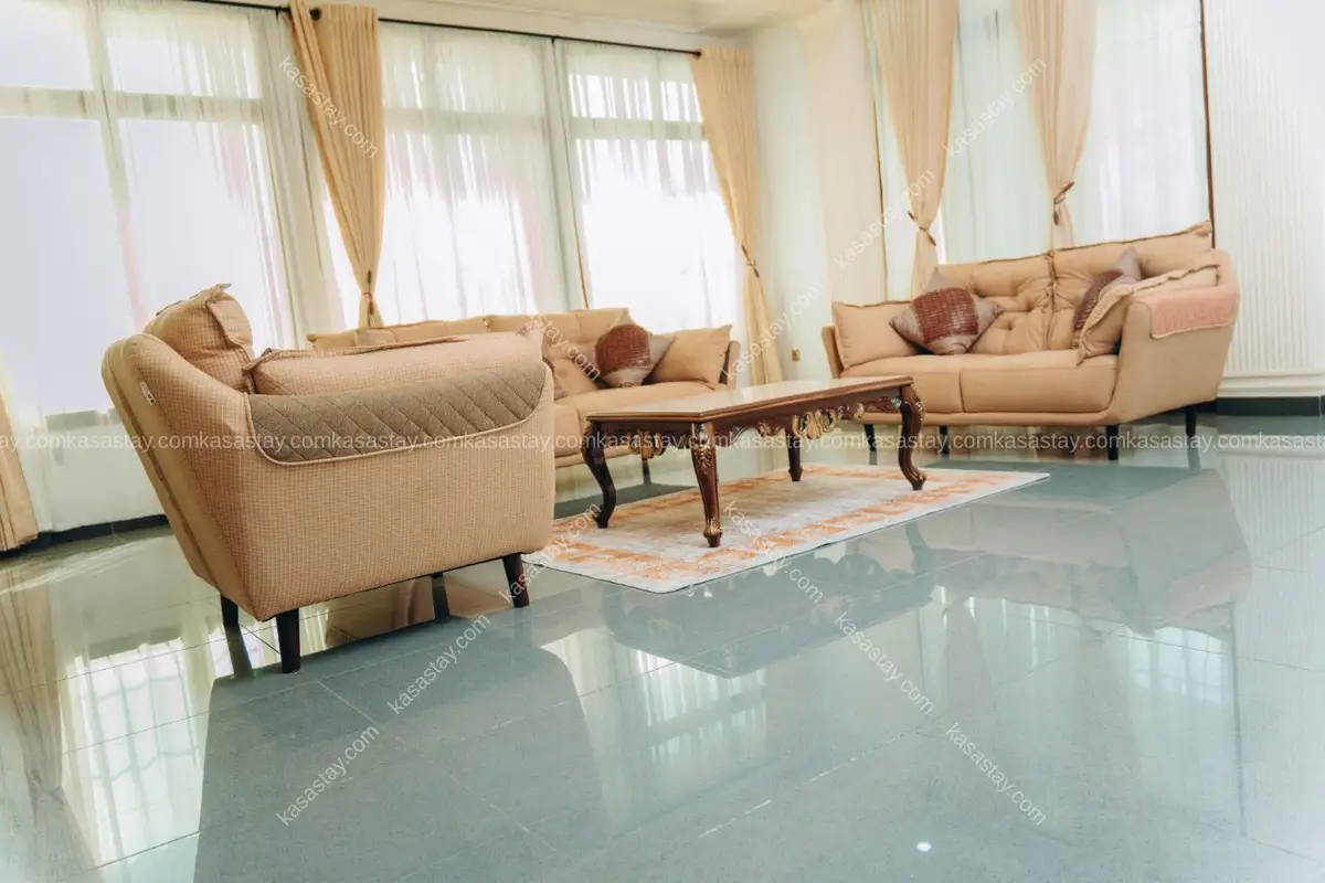 Apartment in Quartier Bastos, 3 bedrooms 3